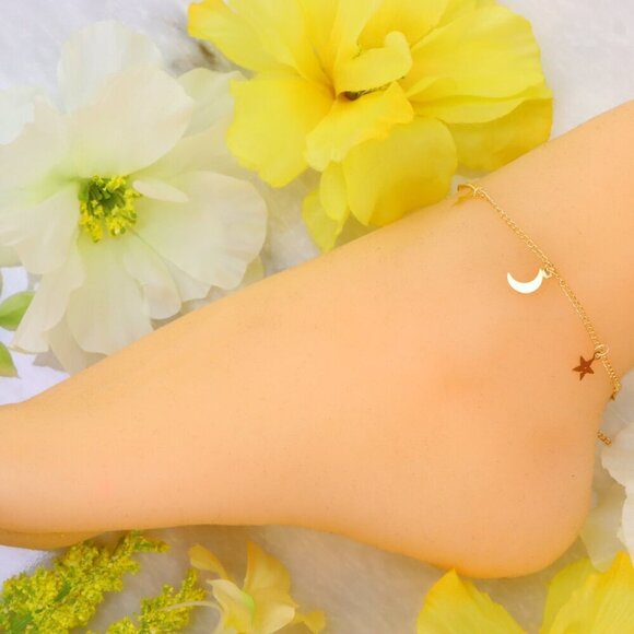 "Minimalist Anklet, Sleek & Modern Design, Women’s Fashion, YC110240-A - Picture 5 of 10